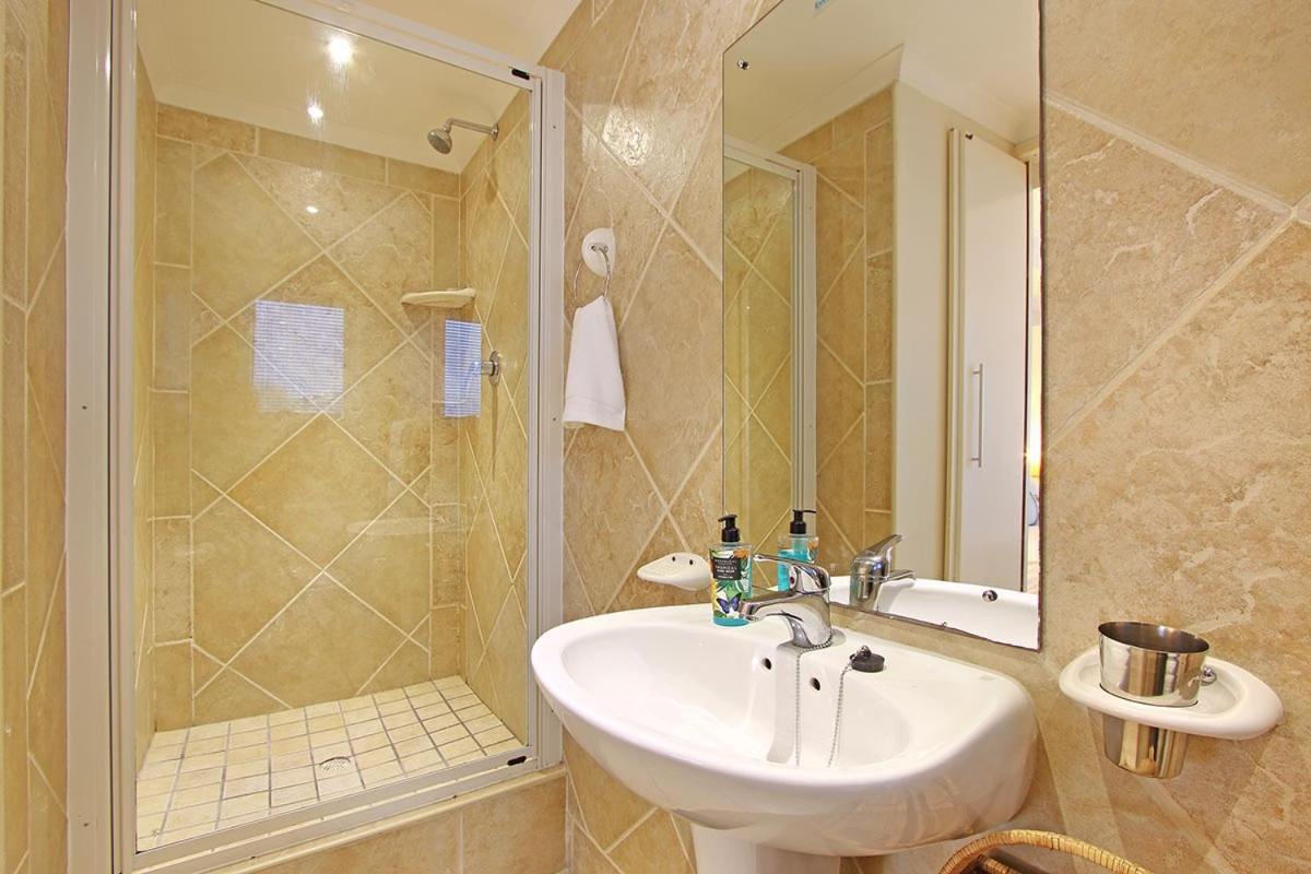 Ocean View C602 By Hostagents Διαμέρισμα Bloubergstrand Εξωτερικό φωτογραφία